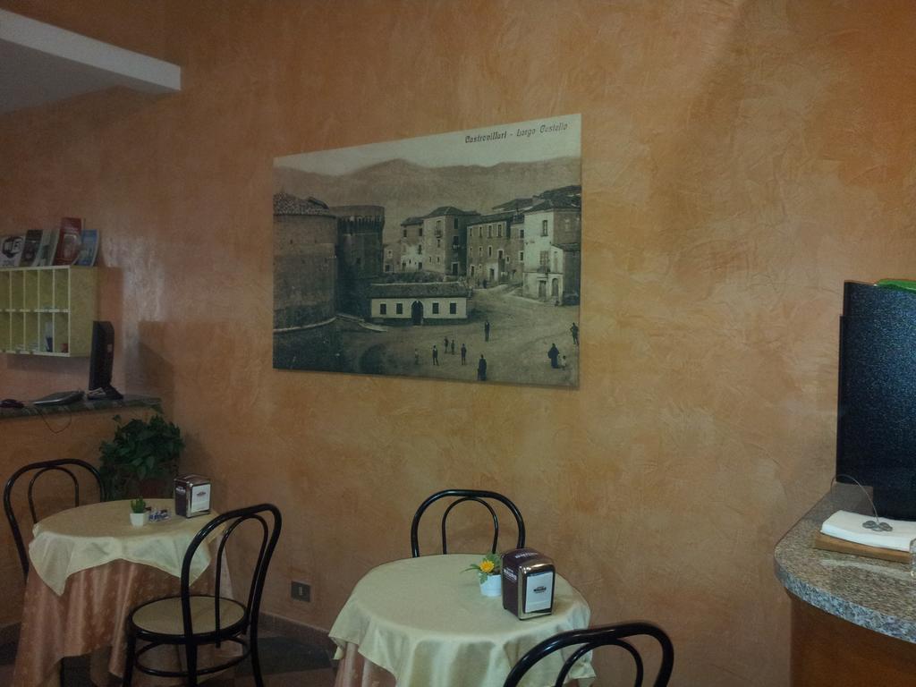 Albergo Tarsia Καστροβιλάρι Εξωτερικό φωτογραφία